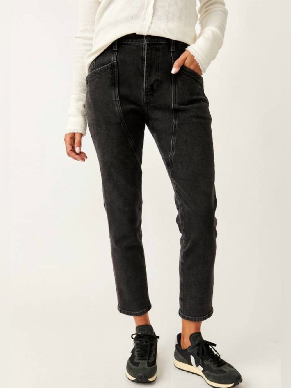 Free People Beacon Mid Rise Slim Crop Jeans in Washed Black